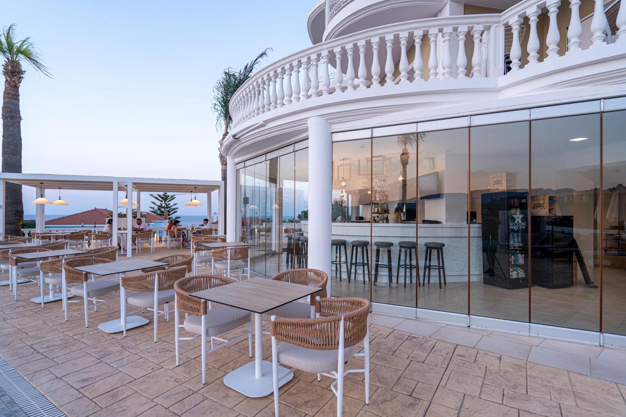 Arkadia Hotel Kypseli Ngoại thất bức ảnh