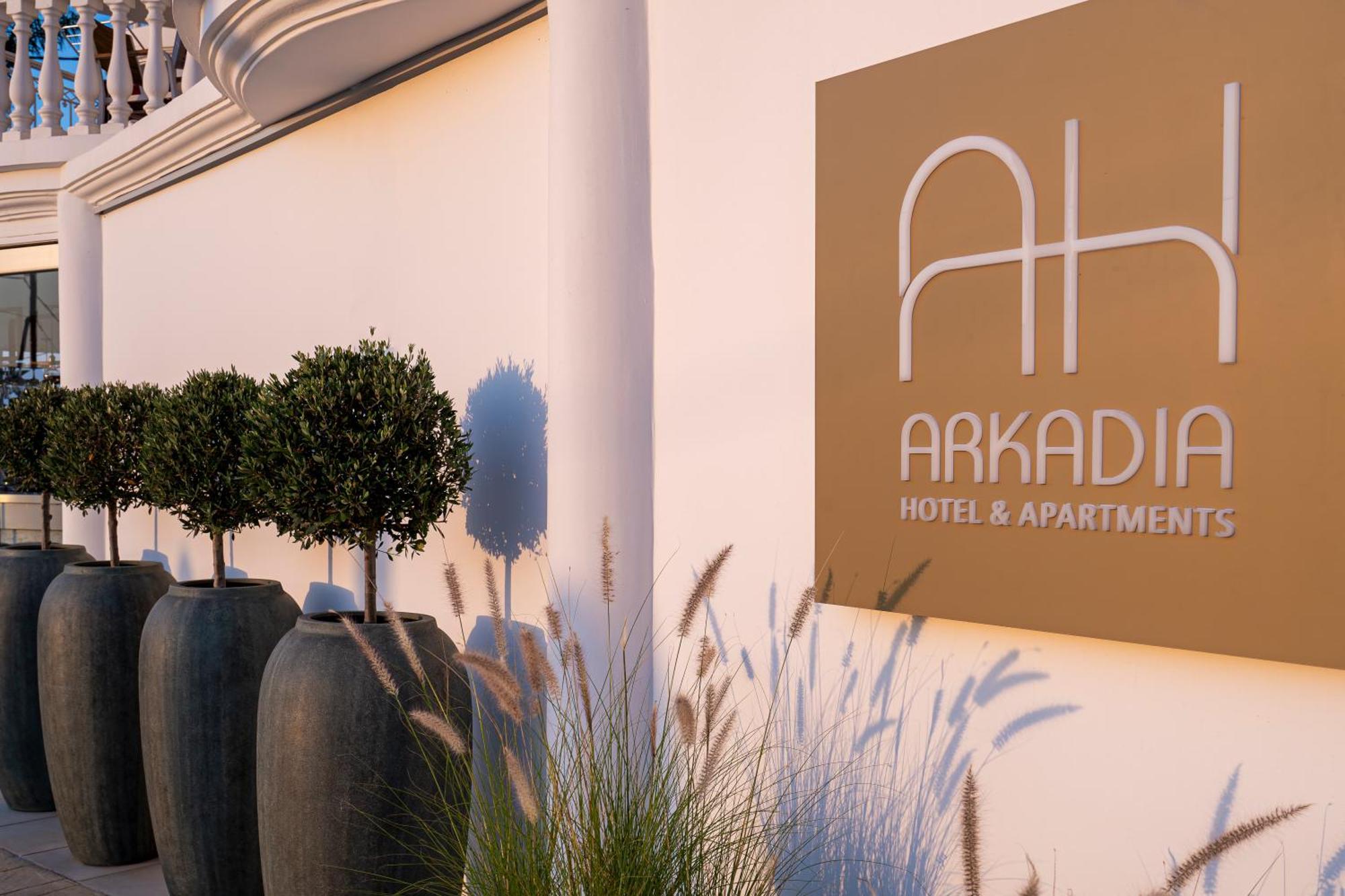 Arkadia Hotel Kypseli Ngoại thất bức ảnh