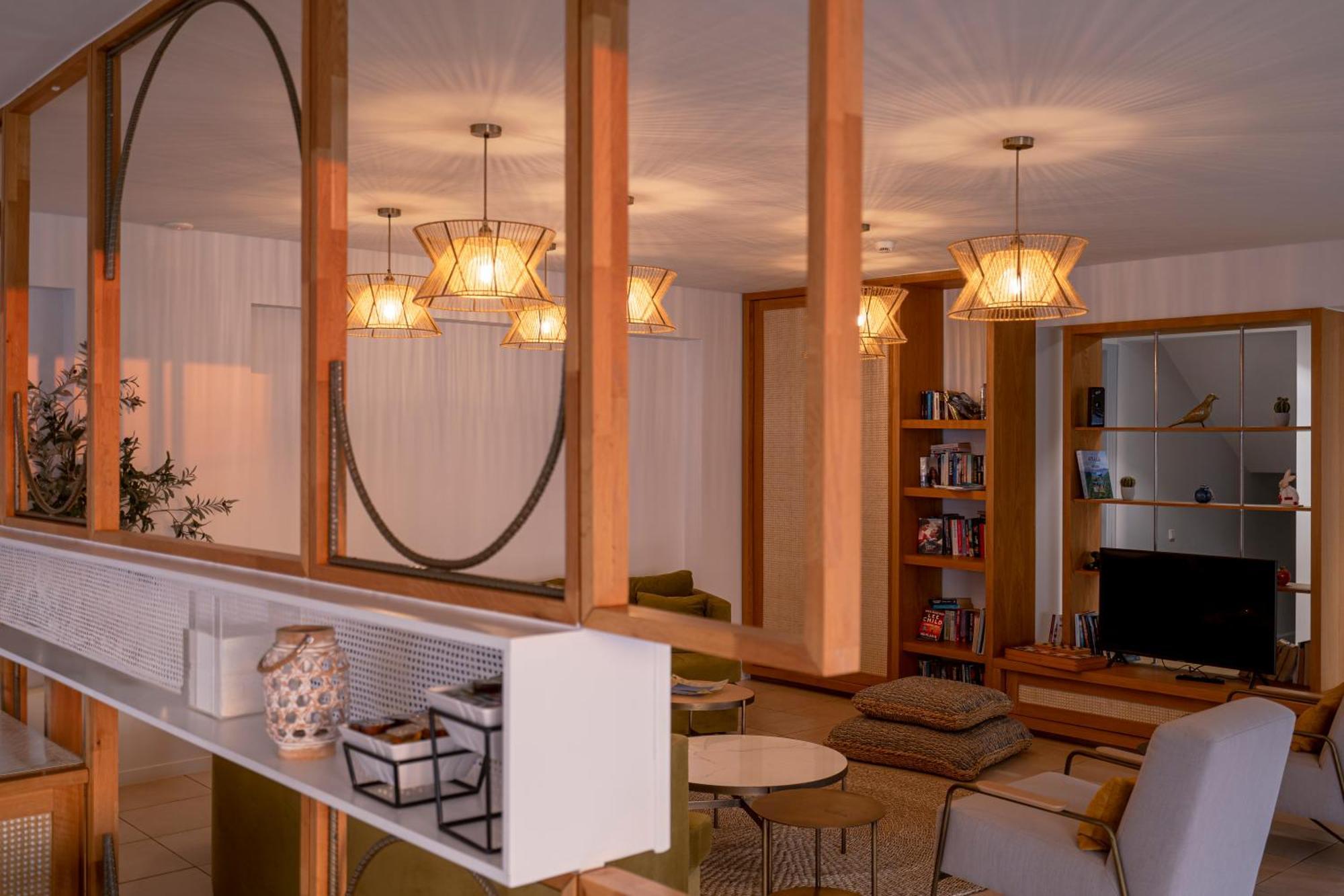 Arkadia Hotel Kypseli Ngoại thất bức ảnh